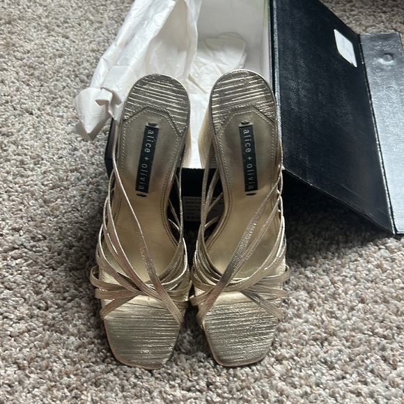 alice + olivia Paven mule 8.5/38.5 - Picture 4 of 10